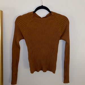 Ribbed crewneck sweater